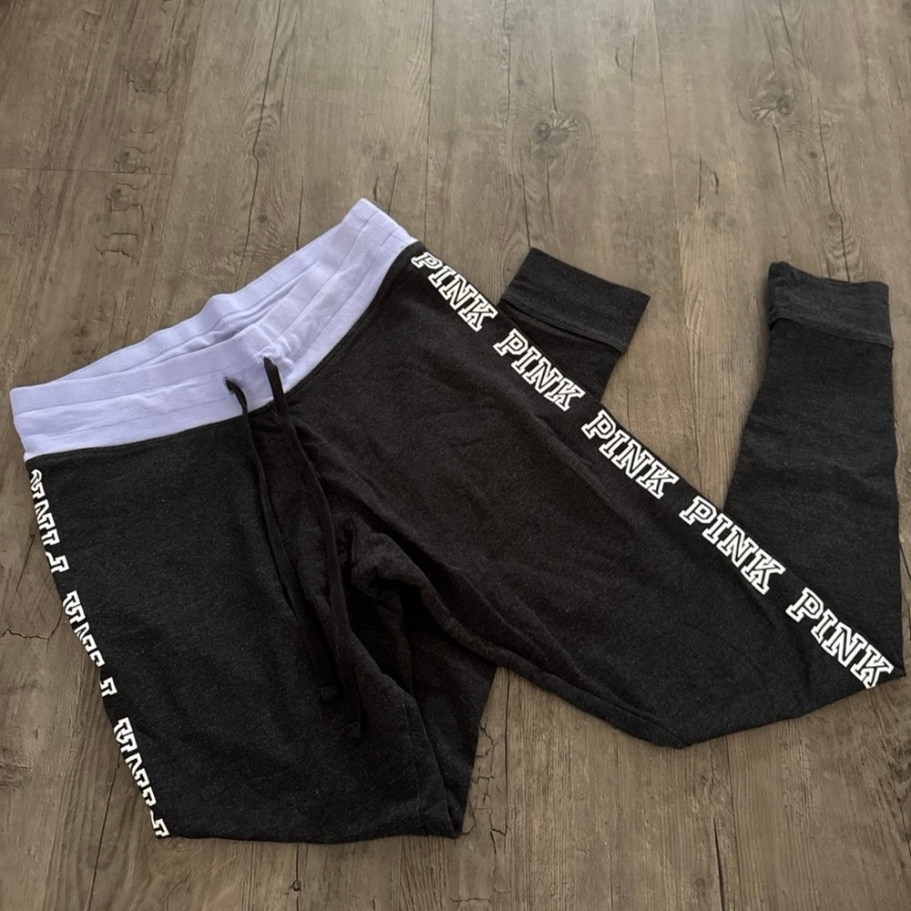 PINK Victoria's Secret Gray and Purple Leggings with Logo